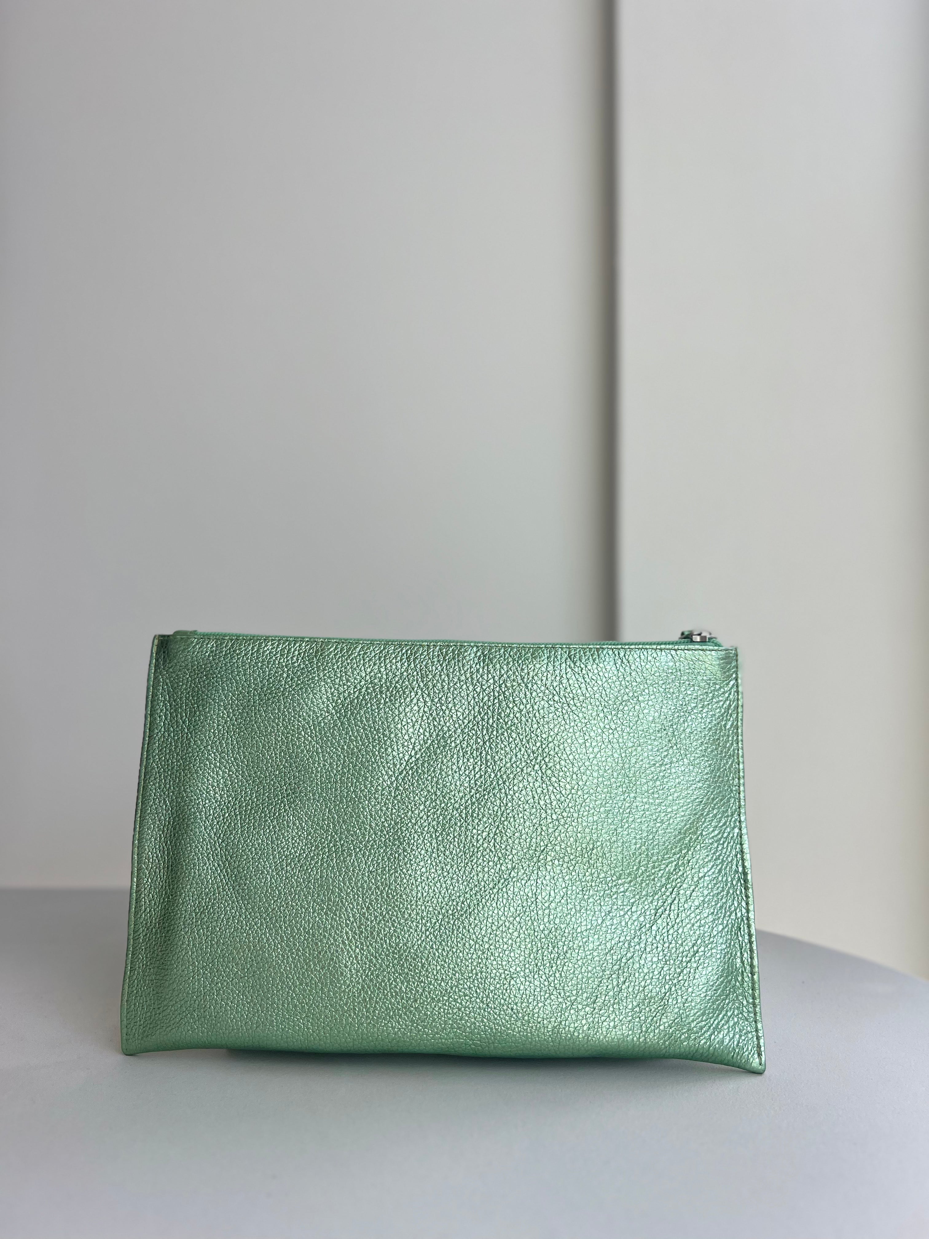 Zip Clutch Green Shimmer