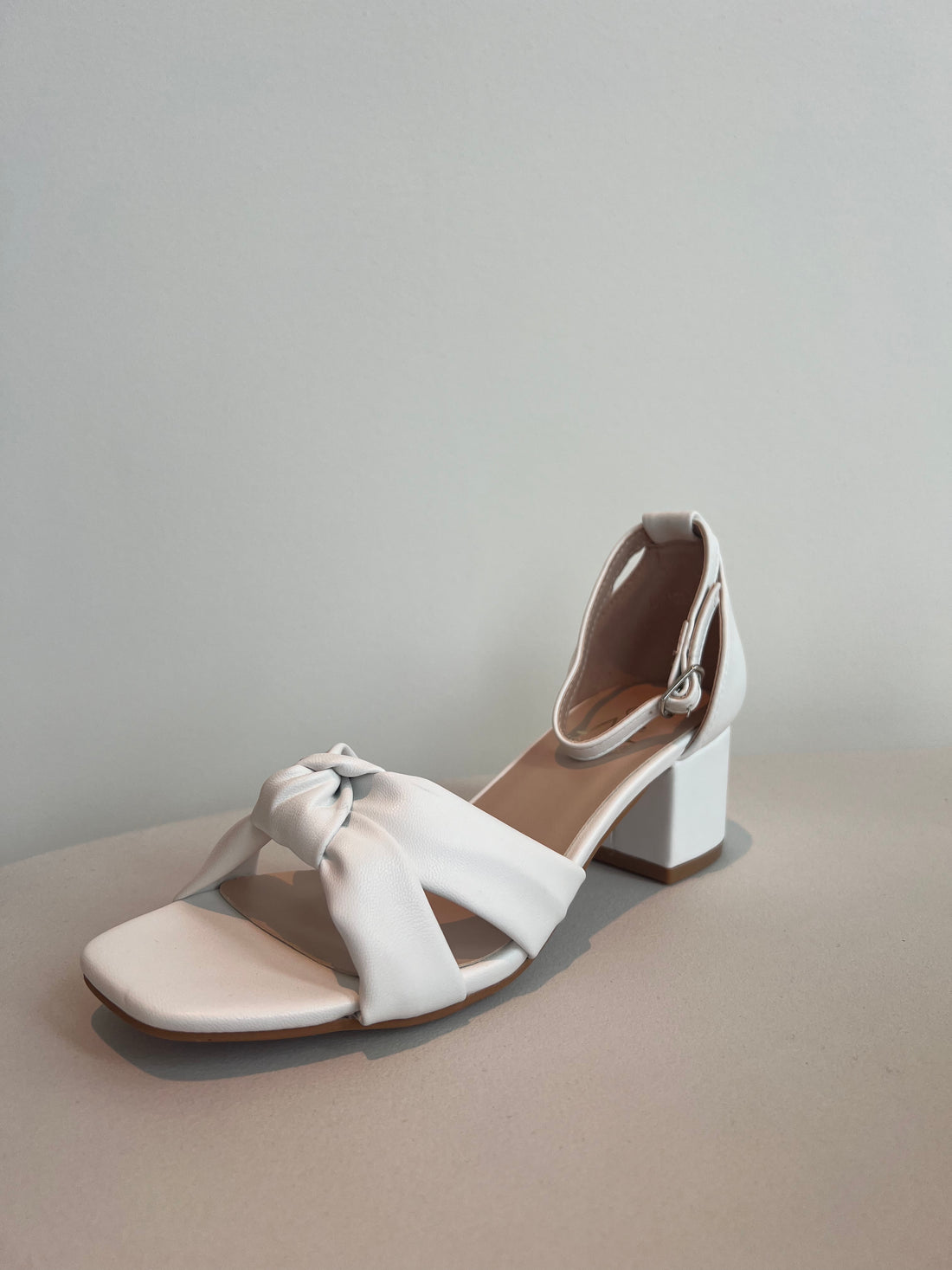 Bridal sandaal wit laag