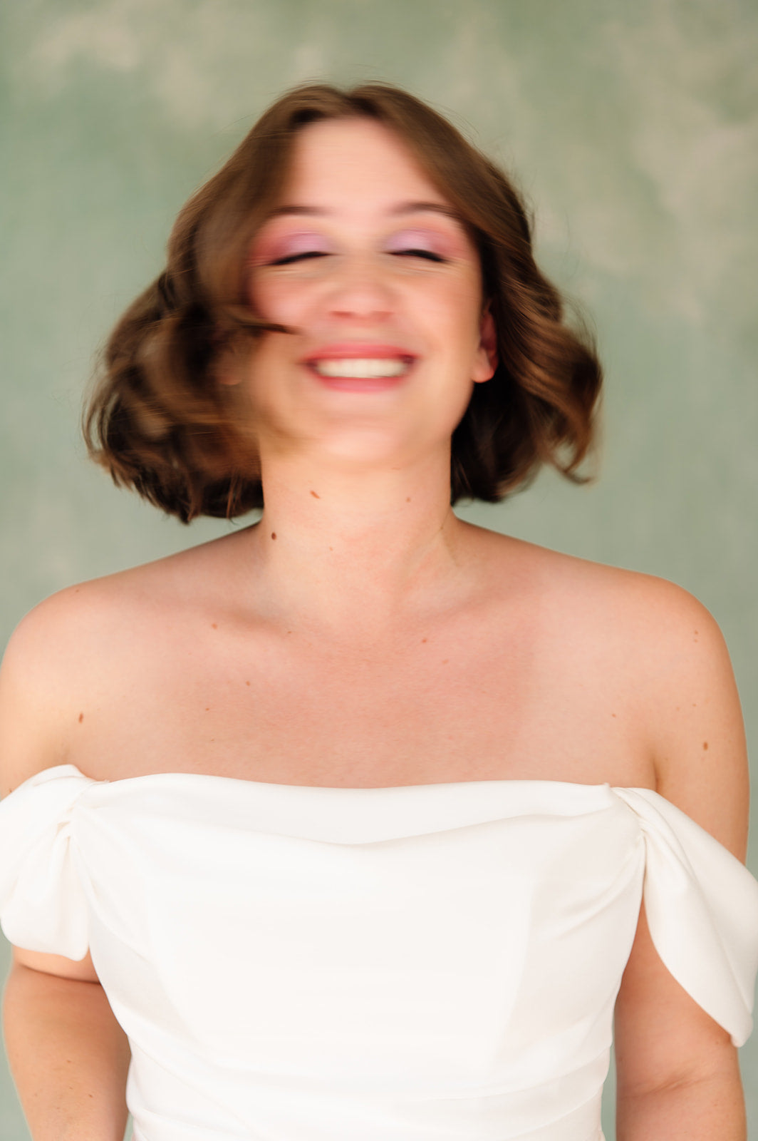 Artemide gown detachable hanging sleeves