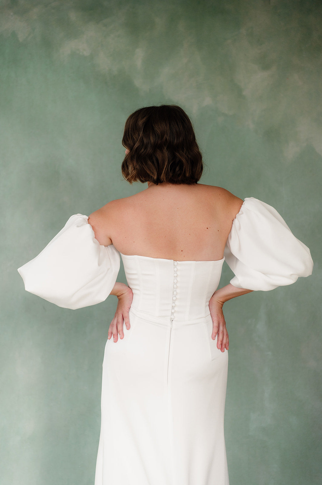 Artemide gown detachable puffy sleeves
