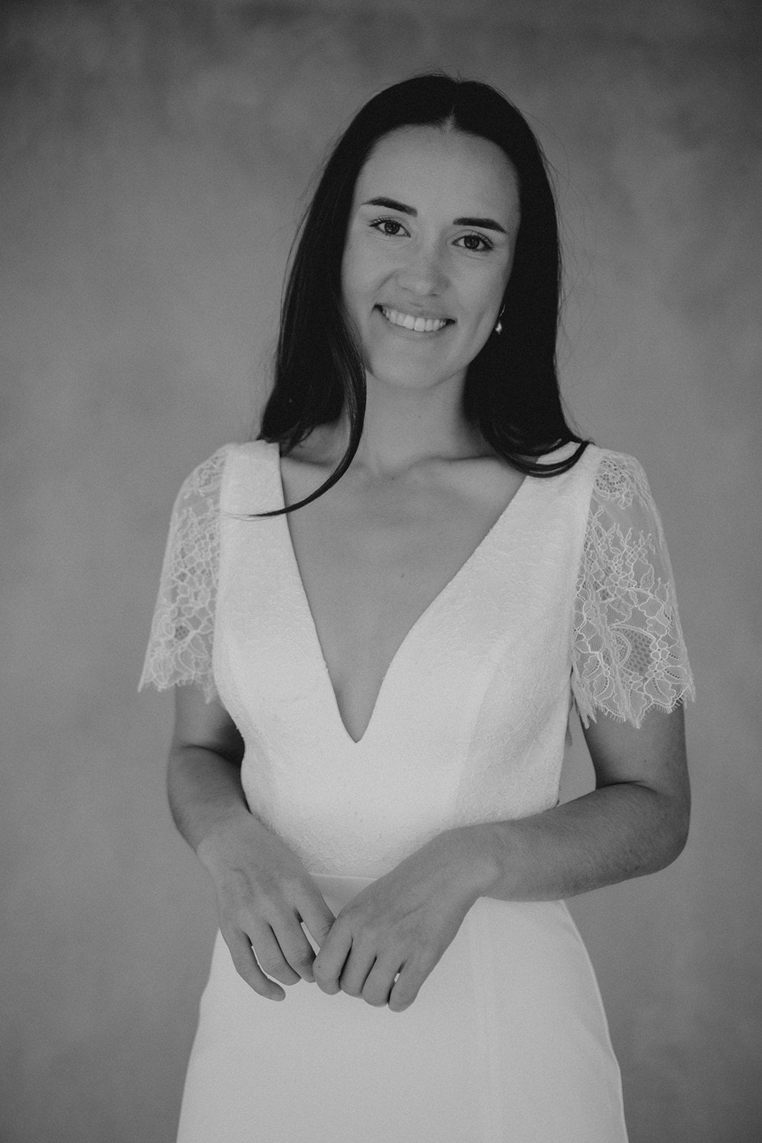 Nafi lace gown