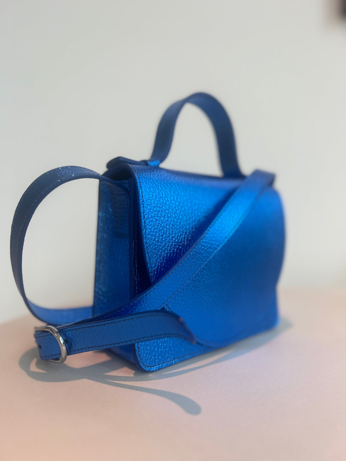 Micro briefcase blue shimmer