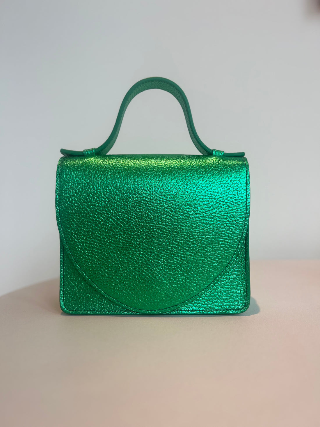 Micro briefcase toxic