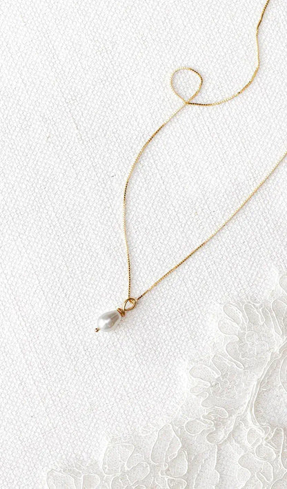 Julie Pearl necklace small goud