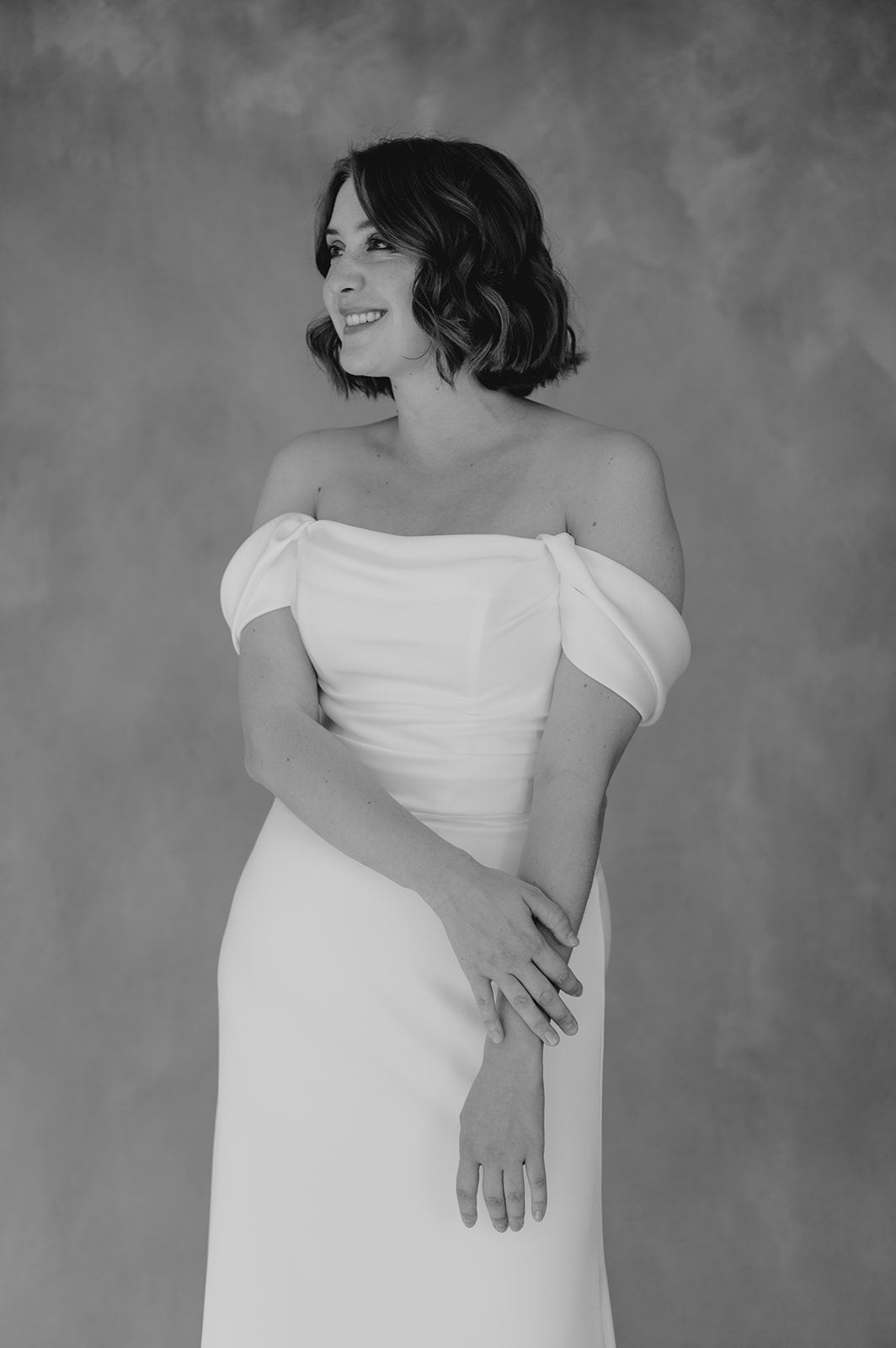 Artemide gown detachable hanging sleeves
