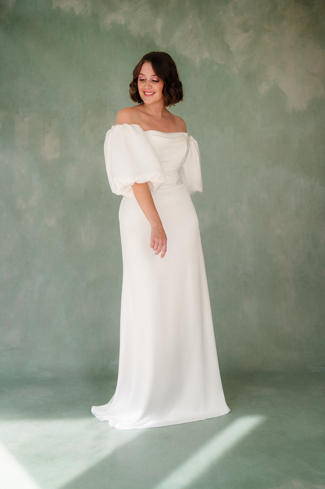 Artemide gown detachable puffy sleeves