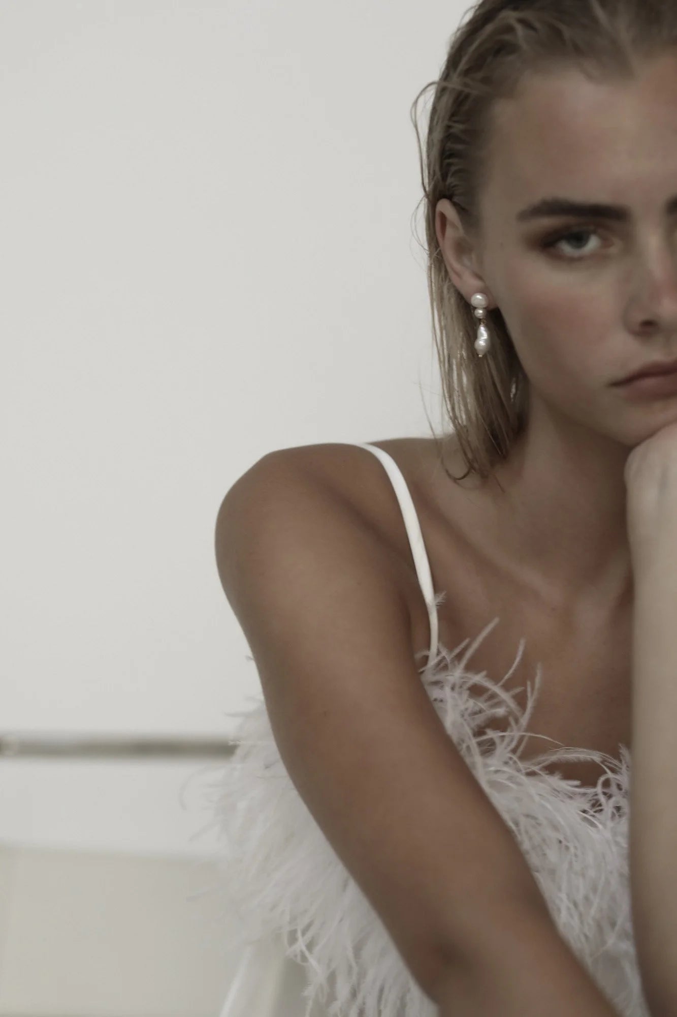 Double pearl baroque drops