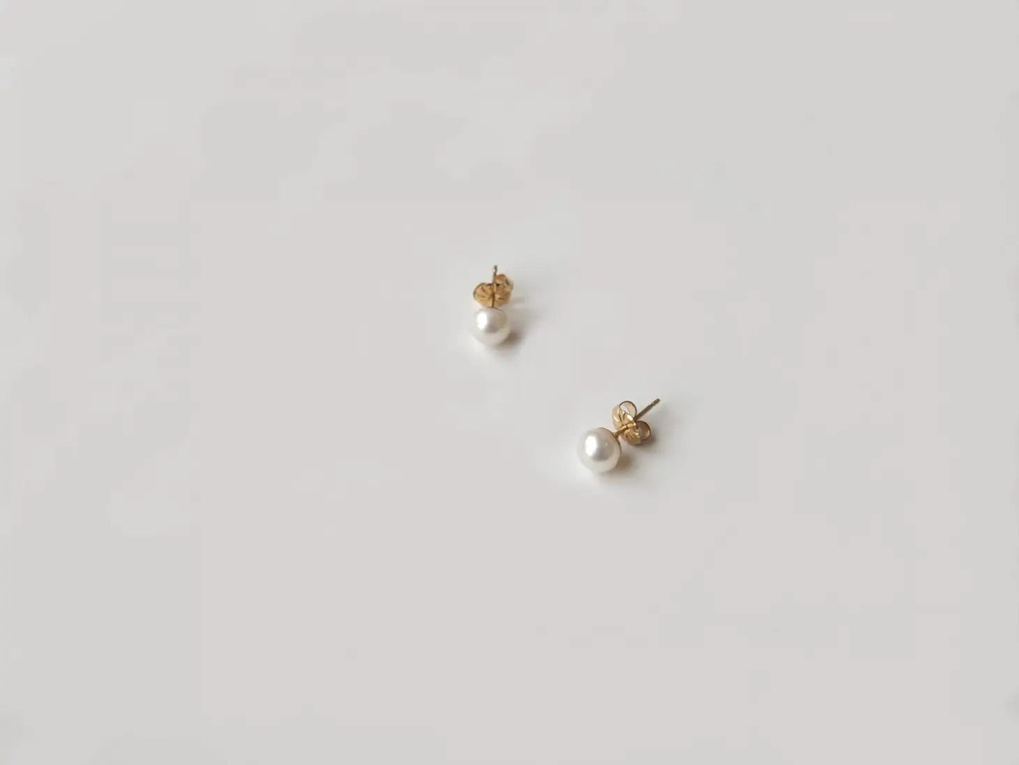 Charly studs